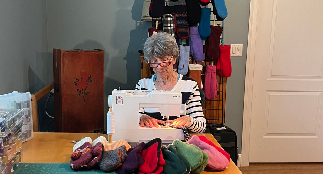 Leona Regan Dolan - Maker of Mittens!