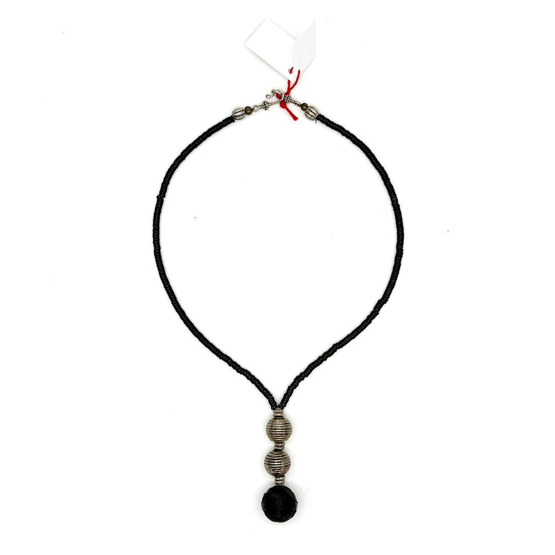 Handcrafted Silvertone Metal and Wire Ball Necklace